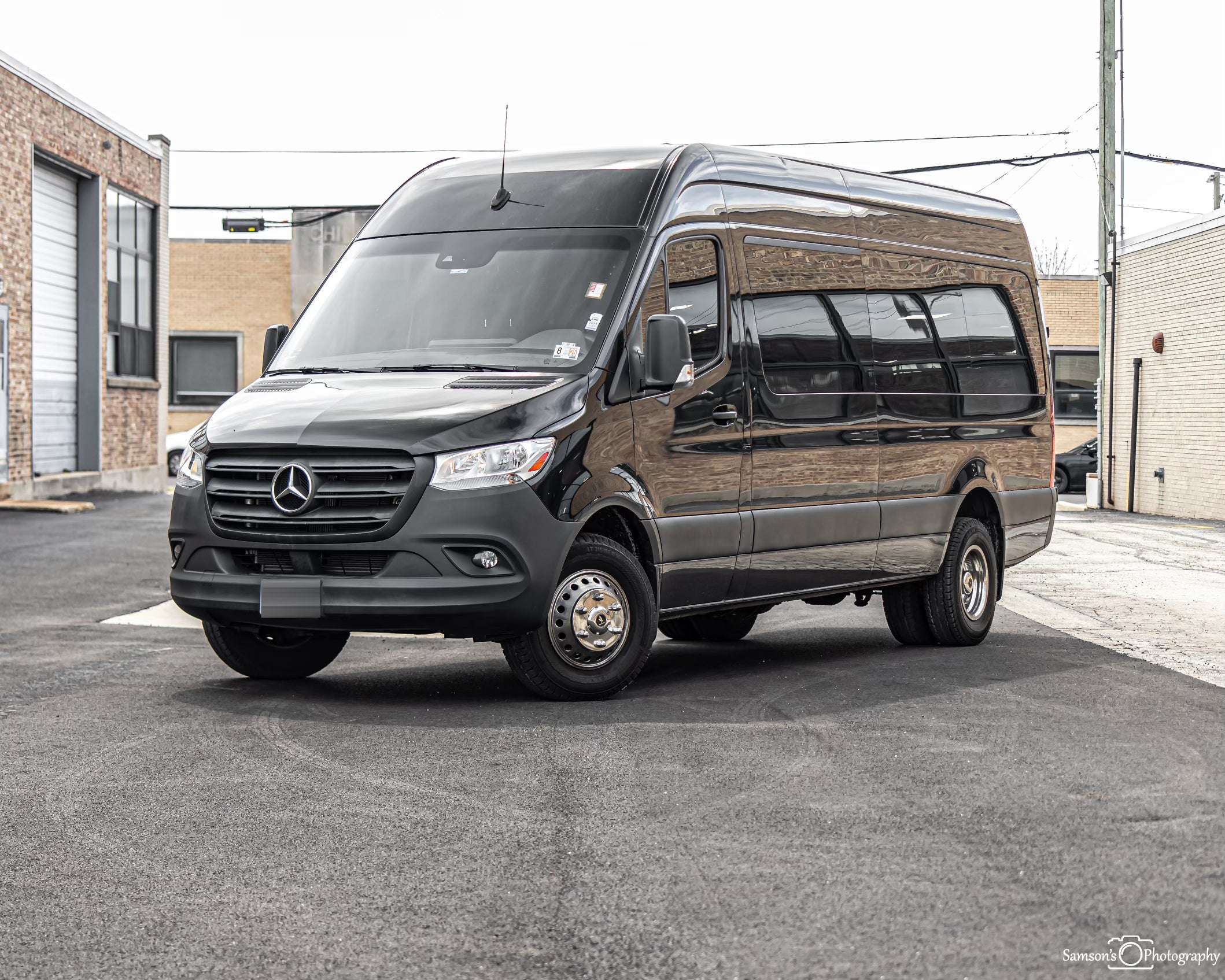 Mercedes Sprinter Van luxury shuttle interior – executive group transport Chicago