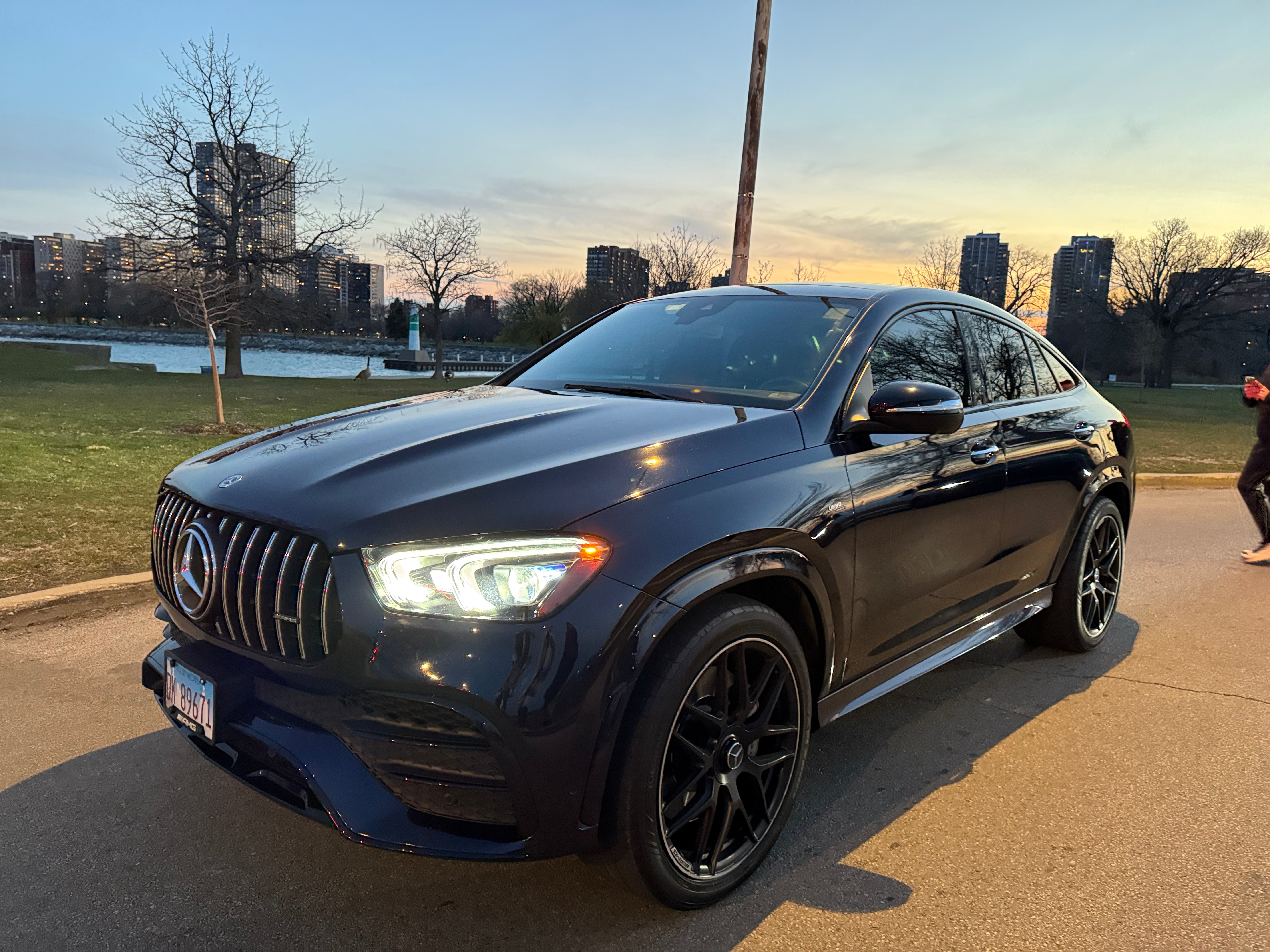 Mercedes AMG GLE 53 front profile – performance SUV rental Chicago